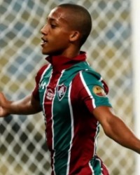 弑旧主不庆祝佩德罗10岁加入弗鲁米嫩塞，18岁1150万转会欧洲